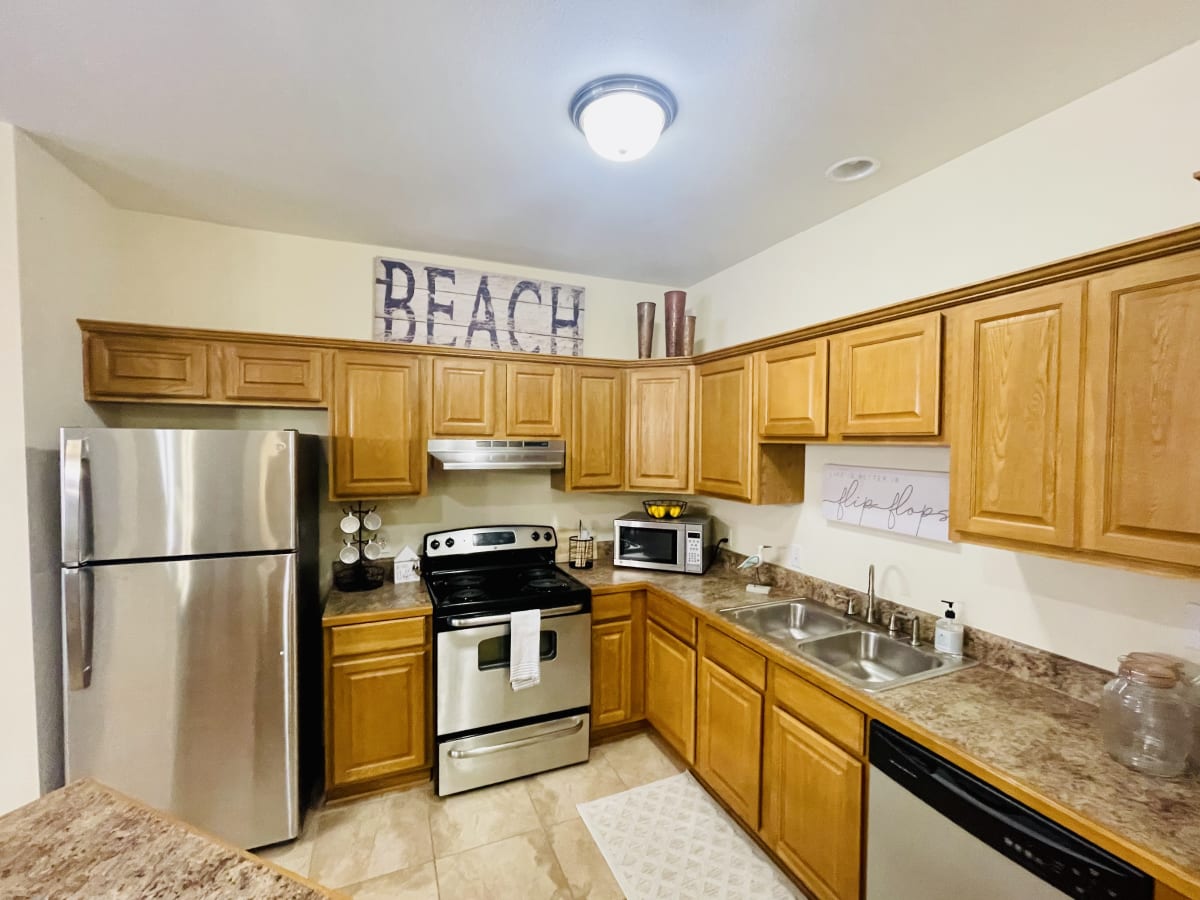 Photos and Video of Oceanaire Apartments in Biloxi, MS